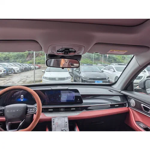 Comparing Hybrid SUVs: BYD Atto 3 vs Chery Tiggo 8 Pro